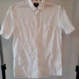 Men's casual button down shirt